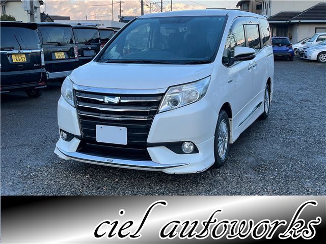 Toyota NOAH 2015 6511593-0