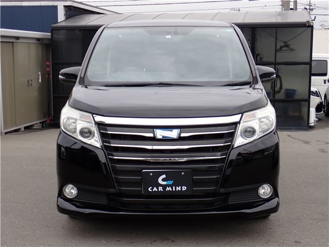 Toyota NOAH 2015 6511596-2
