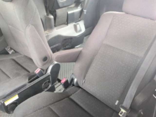 Toyota NOAH 2015 6511738-5