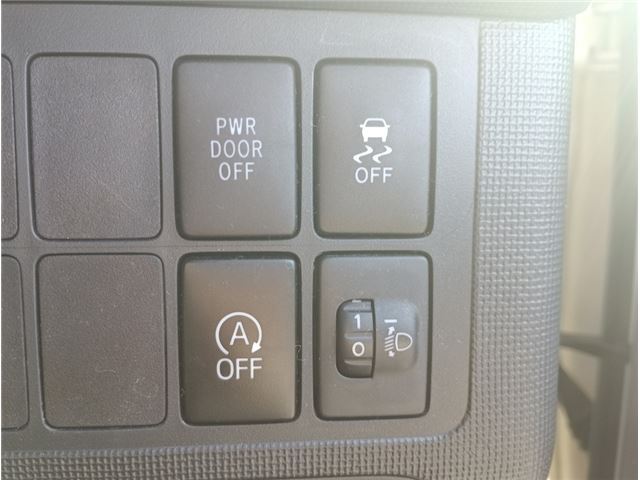 Toyota PORTE 2013 6499320-7