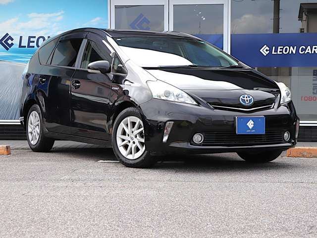 Toyota PRIUS ALPHA 2013 6482387-0