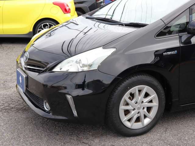 Toyota PRIUS ALPHA 2013 6482387-7