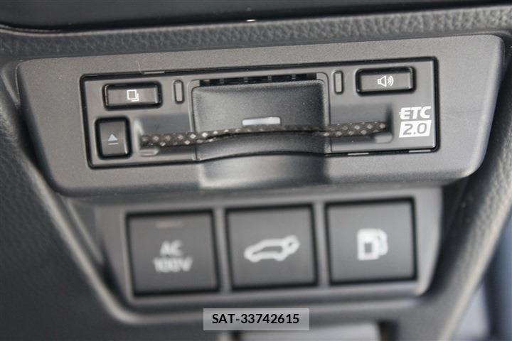 Toyota PRIUS 2023 6514547-4
