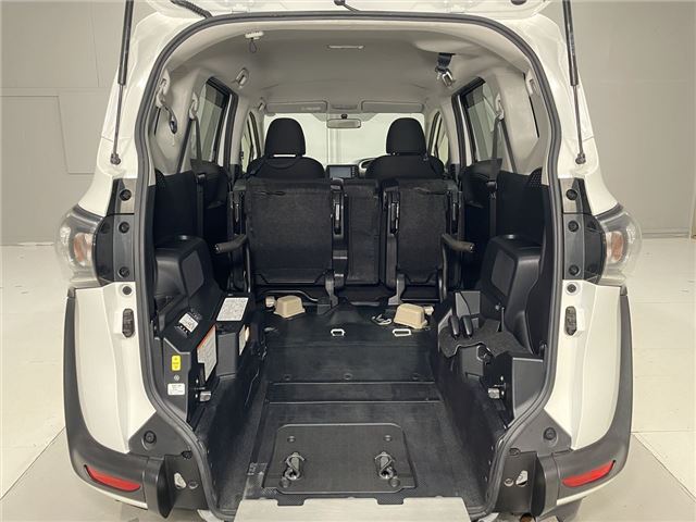 Toyota SIENTA 2019 6509701-10