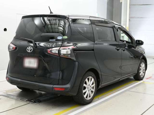 Toyota SIENTA 2018 6509996-1