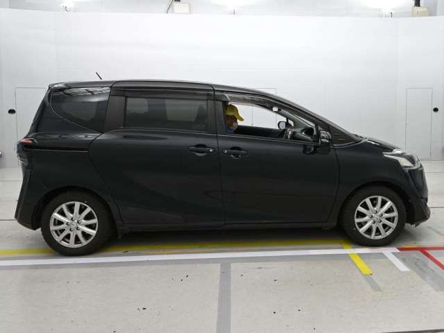Toyota SIENTA 2018 6509996-2