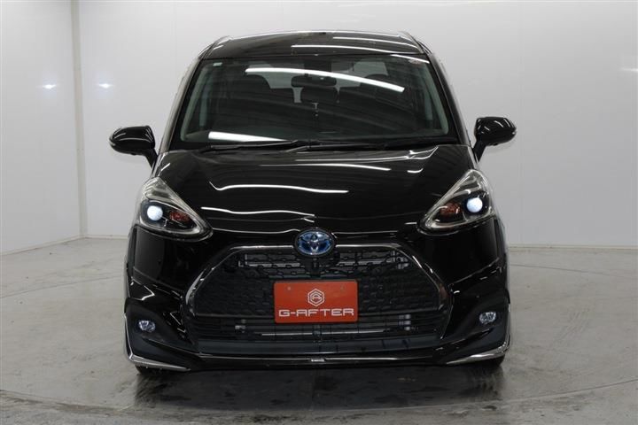 Toyota SIENTA 2018 6510020-1