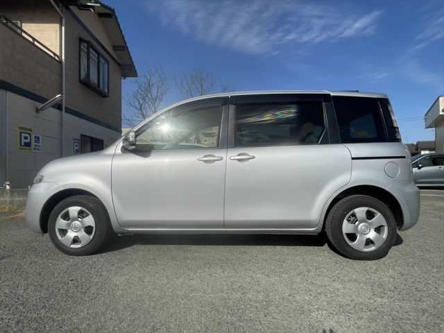 Toyota SIENTA 2014 6513502-10