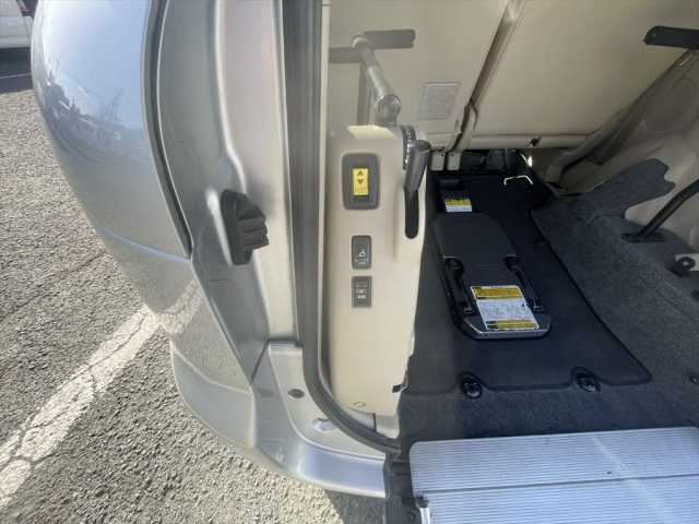 Toyota SIENTA 2014 6513502-4