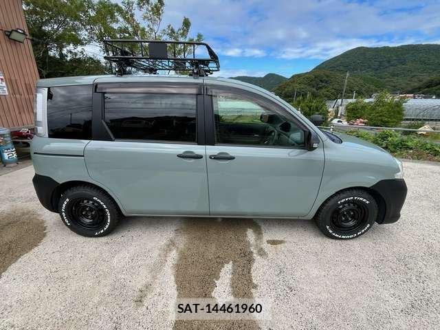 Toyota SIENTA 2012 6513652-3