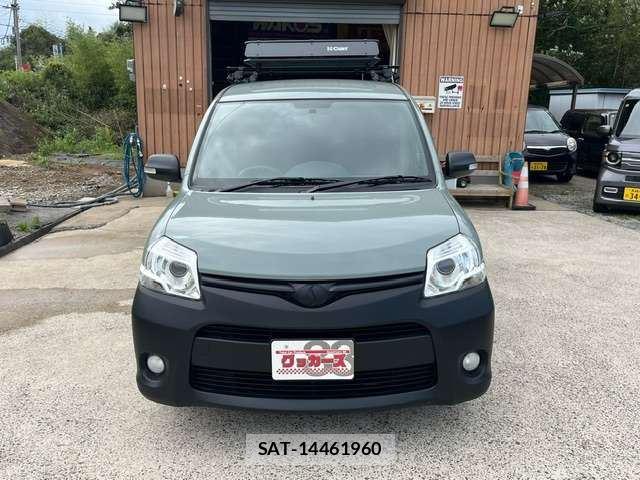 Toyota SIENTA 2012 6513652-6