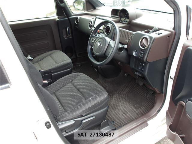 Toyota SPADE 2017 6513843-3