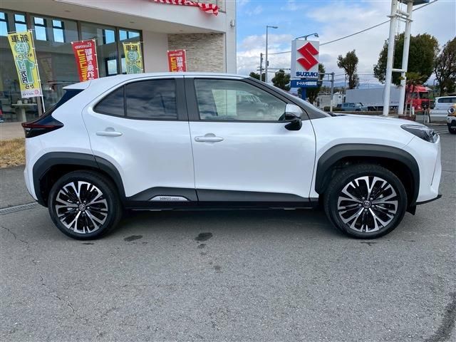 Toyota YARIS CROSS 2024 6496301-2