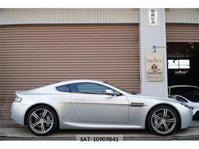 Aston Martin Aston Martin 2008-06 3420247-13