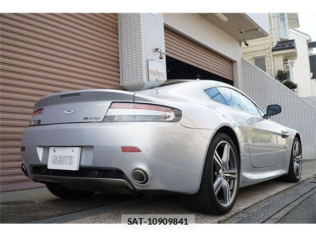 Aston Martin Aston Martin 2008-06 3420247-15