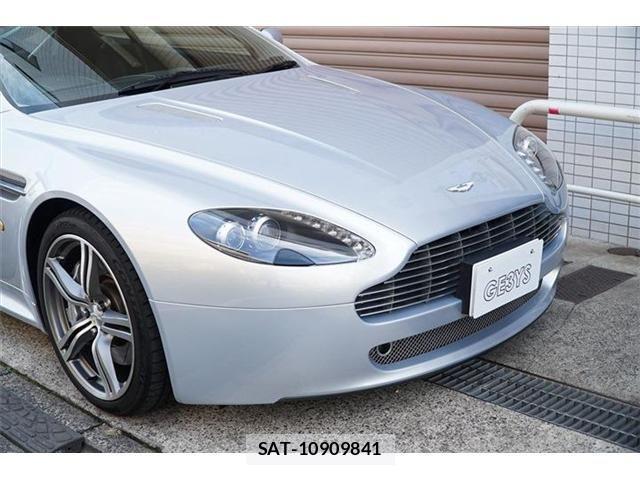 Aston Martin Aston Martin 2008-06 3420247-3