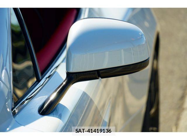 Aston Martin Aston Martin 2016-06 3659668-15
