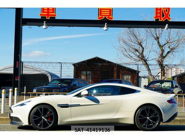 Aston Martin Aston Martin 2016-06 3659668-3