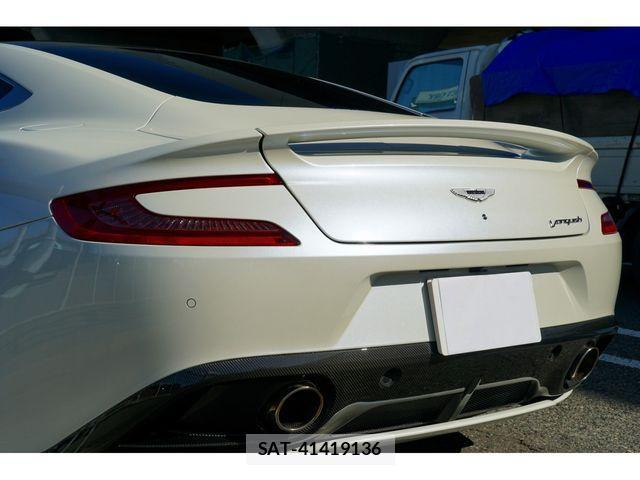 Aston Martin Aston Martin 2016-06 3659668-7
