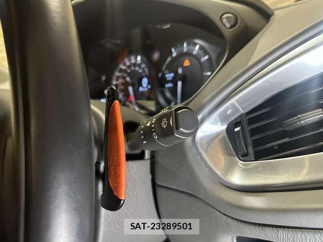 Aston Martin Aston Martin 2014-10 4586771-24