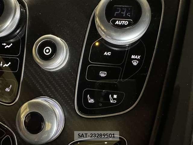 Aston Martin Aston Martin 2014-10 4586771-28