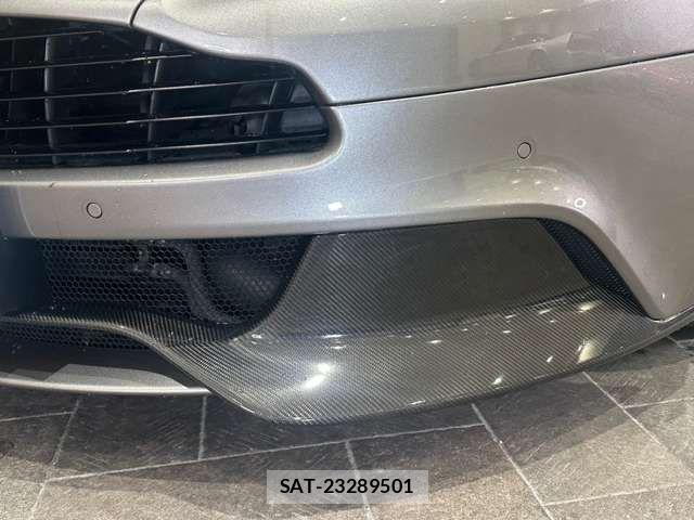Aston Martin Aston Martin 2014-10 4586771-5
