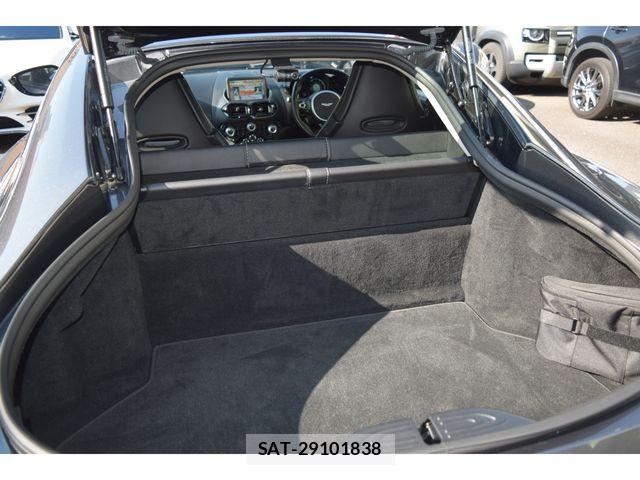 Aston Martin Aston Martin 2019-07 6009227-14