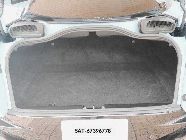 Aston Martin Aston Martin 2017-03 7249591-13