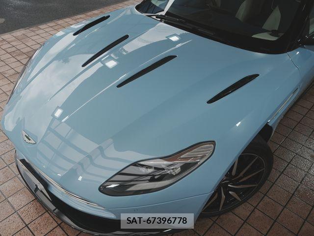 Aston Martin Aston Martin 2017-03 7249591-14