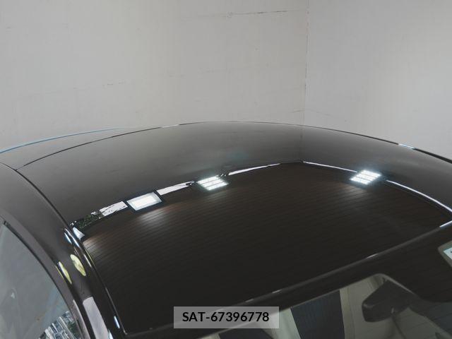 Aston Martin Aston Martin 2017-03 7249591-15