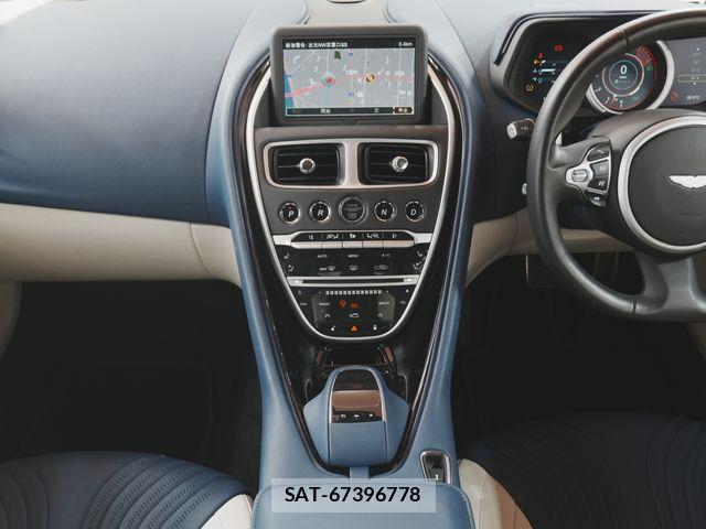 Aston Martin Aston Martin 2017-03 7249591-16