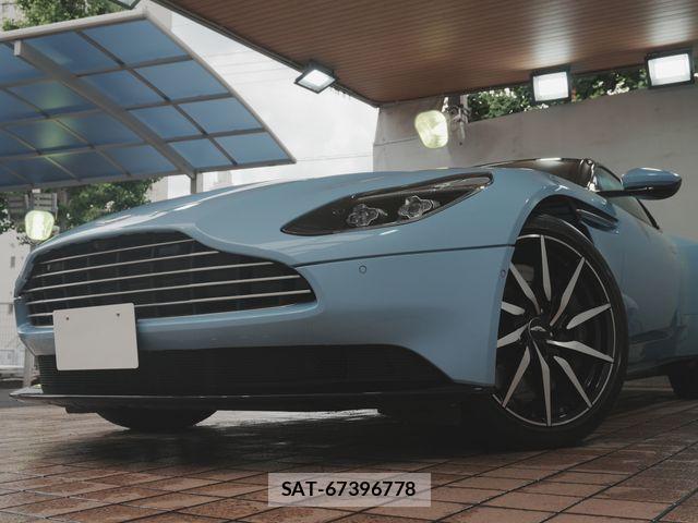 Aston Martin Aston Martin 2017-03 7249591-29