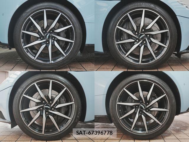Aston Martin Aston Martin 2017-03 7249591-4
