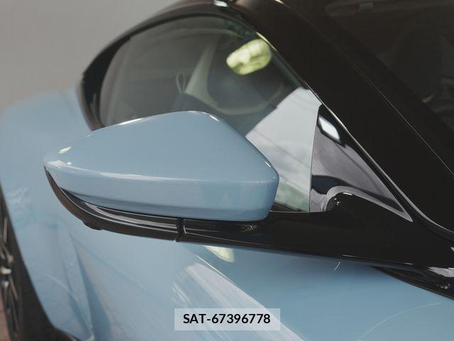 Aston Martin Aston Martin 2017-03 7249591-6