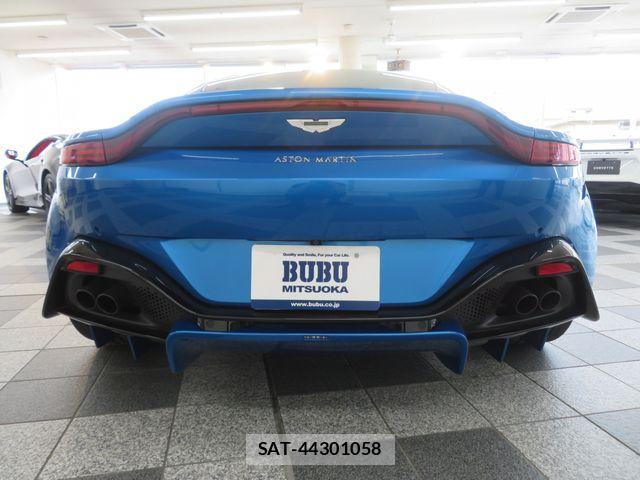 Aston Martin Aston Martin 2021-02 8072847-11