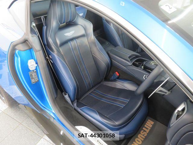 Aston Martin Aston Martin 2021-02 8072847-13