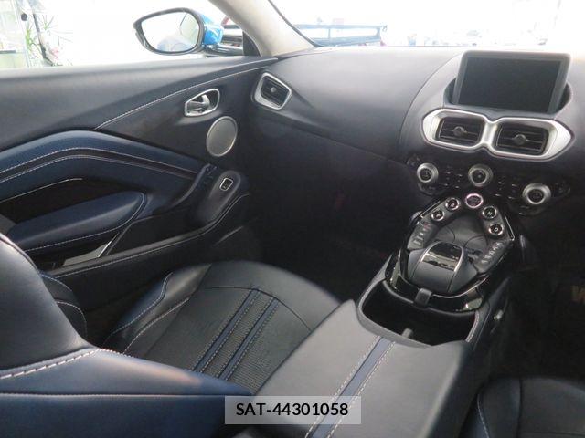 Aston Martin Aston Martin 2021-02 8072847-22