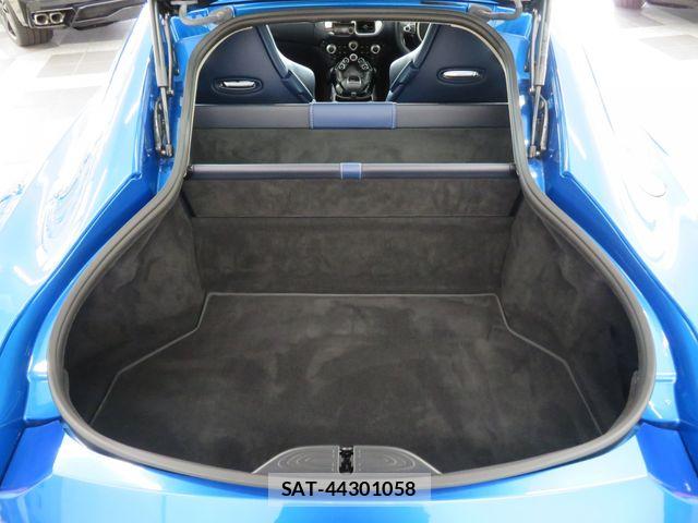 Aston Martin Aston Martin 2021-02 8072847-25