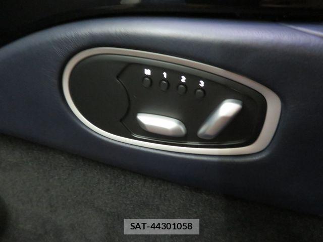 Aston Martin Aston Martin 2021-02 8072847-26