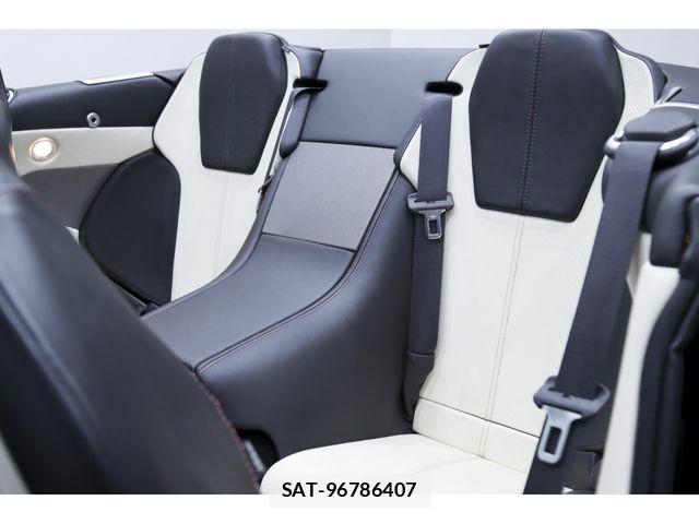 Aston Martin Aston Martin 2011-08 8658027-11