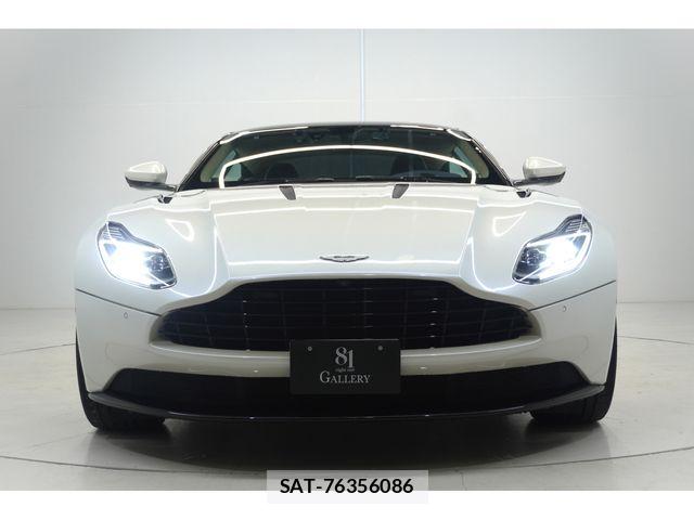 Aston Martin Aston Martin 2017-03 8740483-1