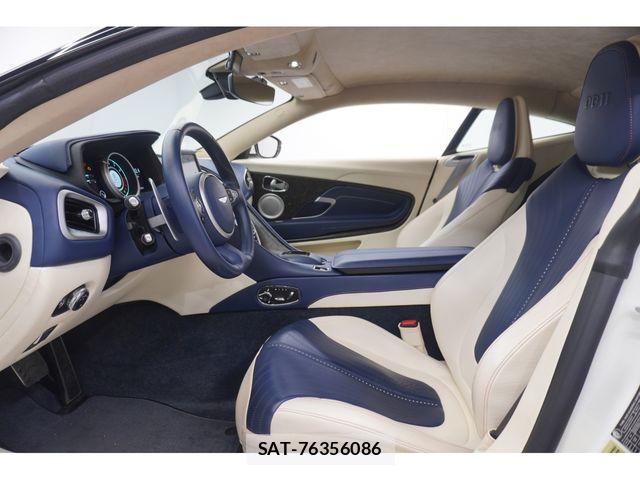Aston Martin Aston Martin 2017-03 8740483-22