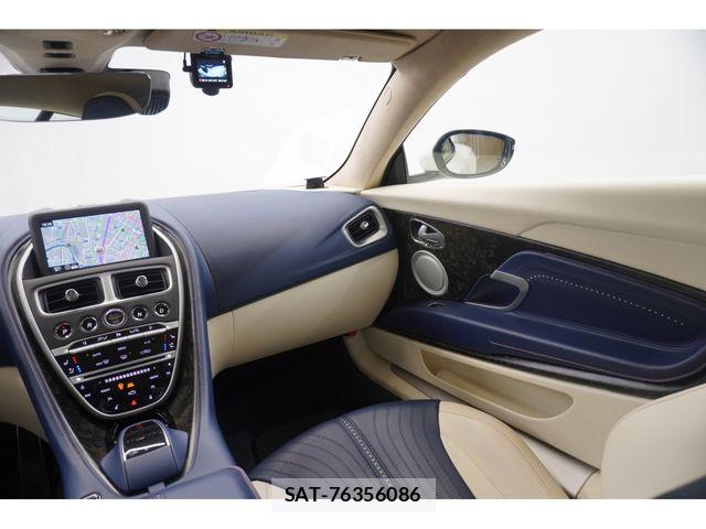 Aston Martin Aston Martin 2017-03 8740483-27