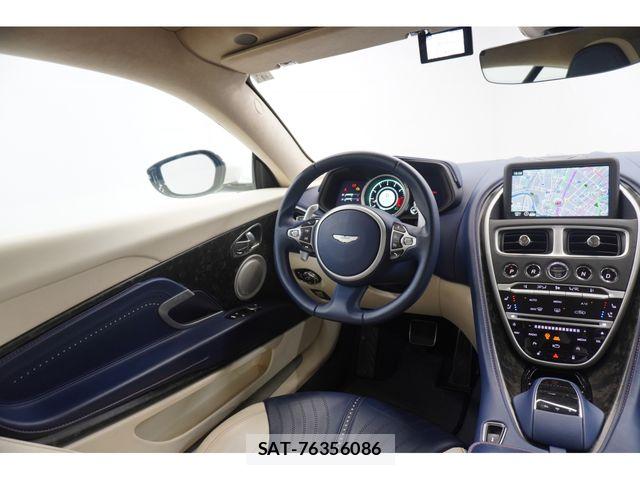 Aston Martin Aston Martin 2017-03 8740483-28