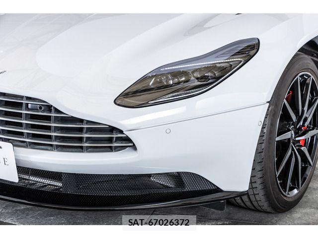 Aston Martin Aston Martin 2022-02 8848243-10