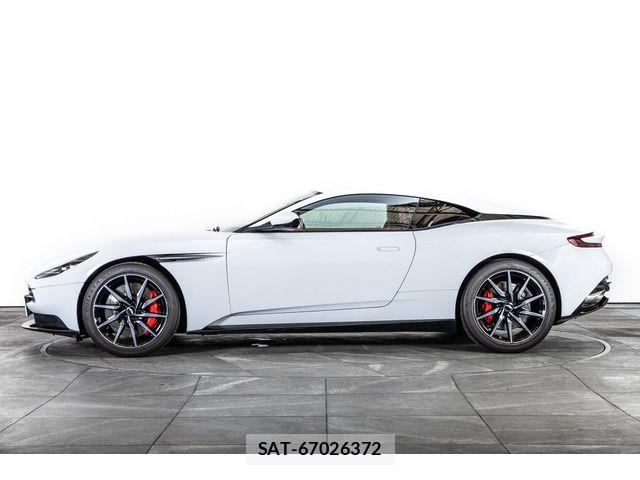 Aston Martin Aston Martin 2022-02 8848243-4