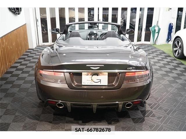 Aston Martin Aston Martin 2011-05 801154-11