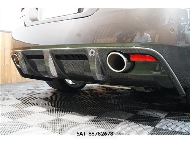 Aston Martin Aston Martin 2011-05 801154-13