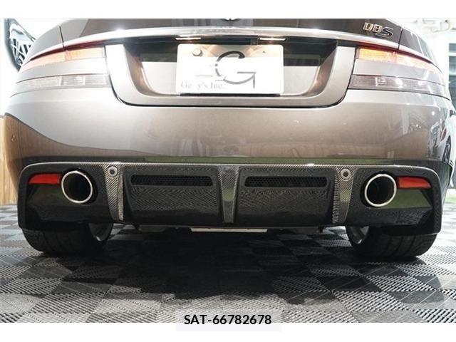 Aston Martin Aston Martin 2011-05 801154-14