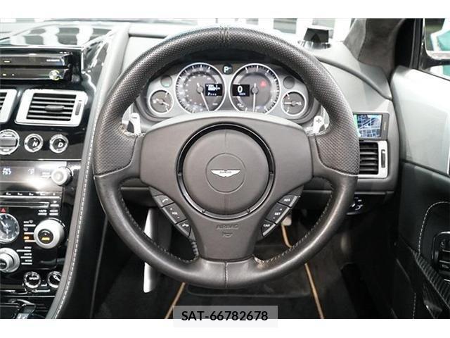 Aston Martin Aston Martin 2011-05 801154-21
